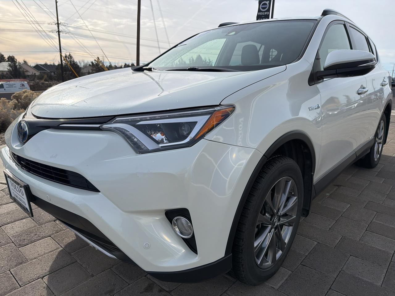 2017 Toyota RAV4 Hybrid Limited Bend OR