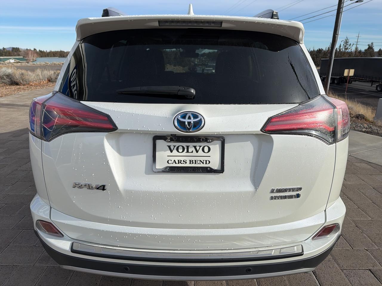 2017 Toyota RAV4 Hybrid Limited Bend OR