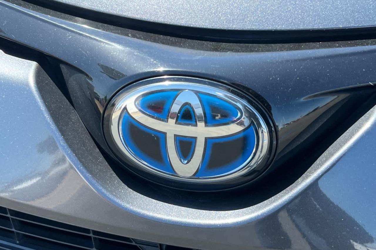 2017 Toyota RAV4 Hybrid Limited Roseville CA