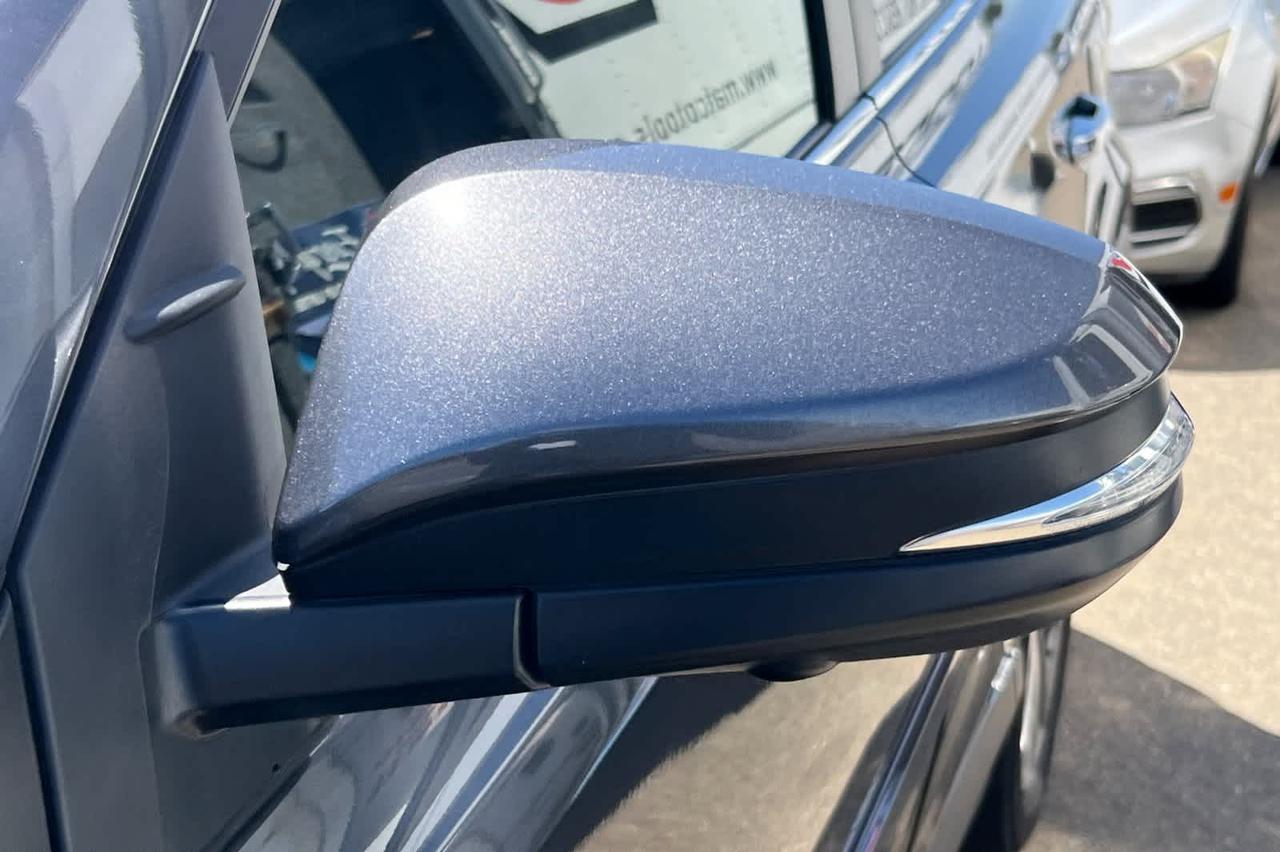 2017 Toyota RAV4 Hybrid Limited Roseville CA