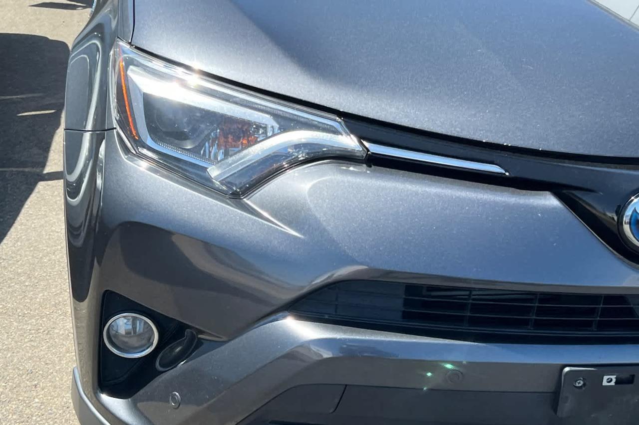 2017 Toyota RAV4 Hybrid Limited Roseville CA