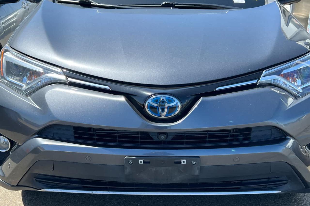 2017 Toyota RAV4 Hybrid Limited Roseville CA