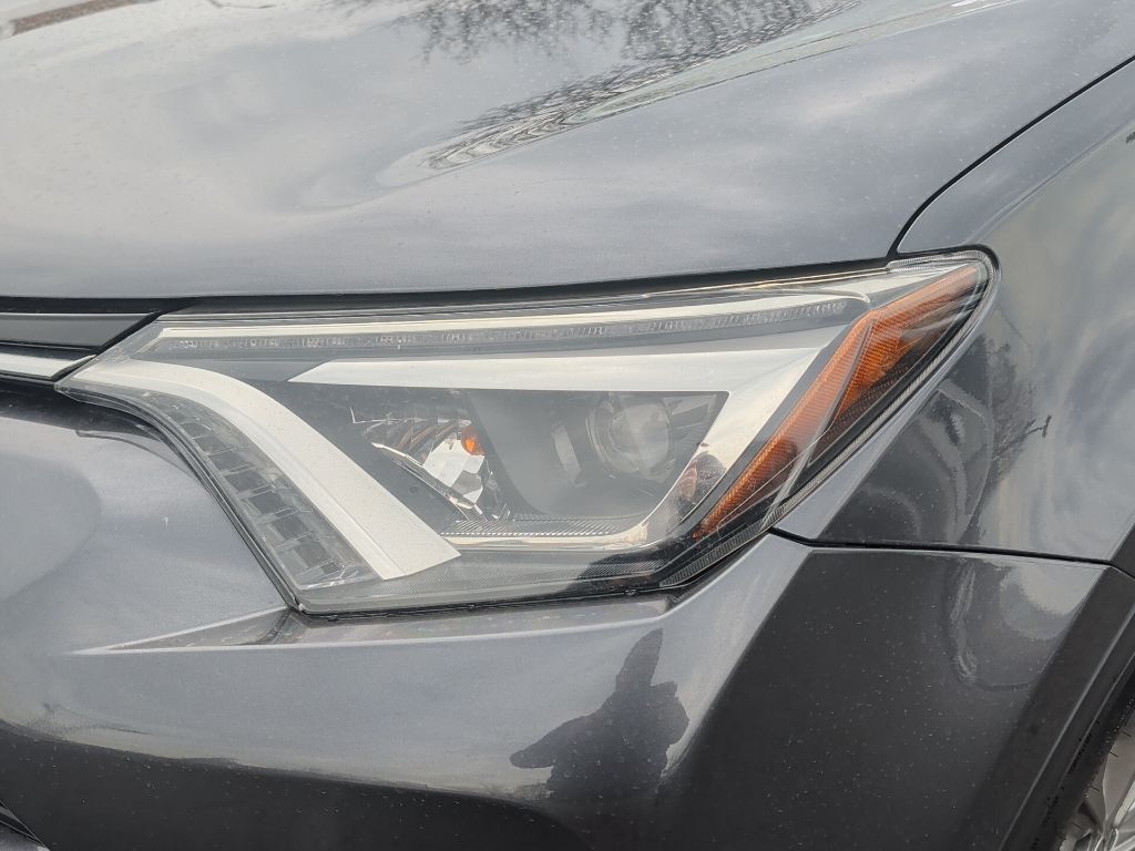 2017 Toyota RAV4 Hybrid Limited