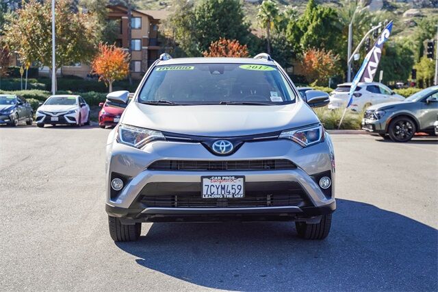 2017 Toyota RAV4 Hybrid XLE
