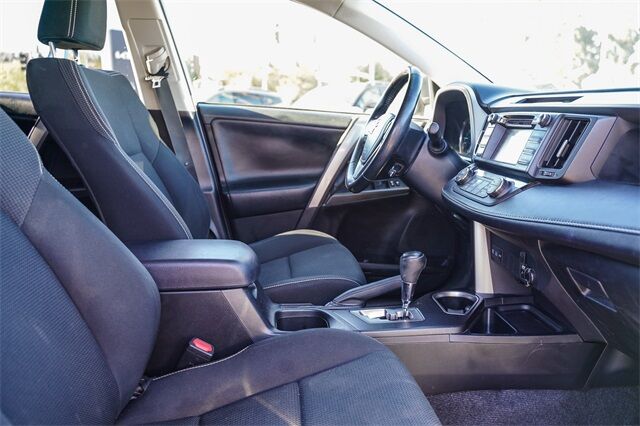 2017 Toyota RAV4 Hybrid XLE Moreno Valley CA