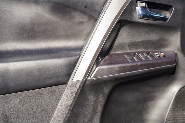 2017 Toyota RAV4 Hybrid XLE Moreno Valley CA