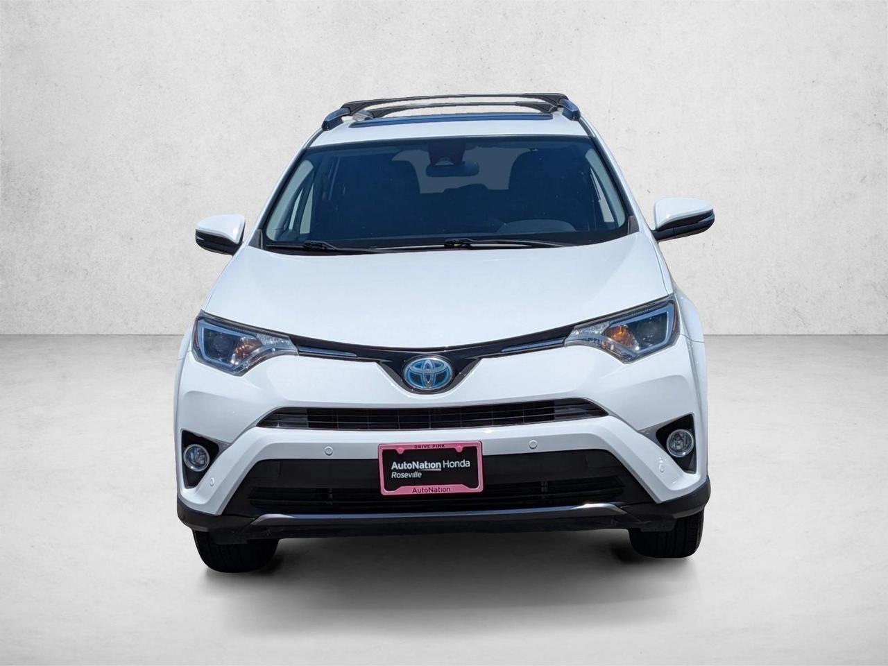 2017 Toyota RAV4 Hybrid XLE