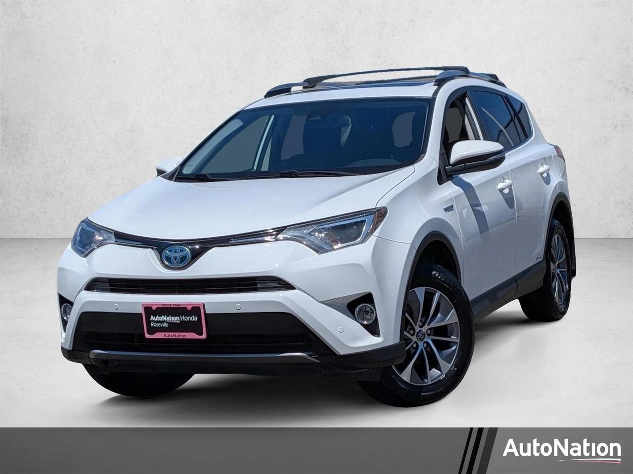 2017 Toyota RAV4 Hybrid XLE
