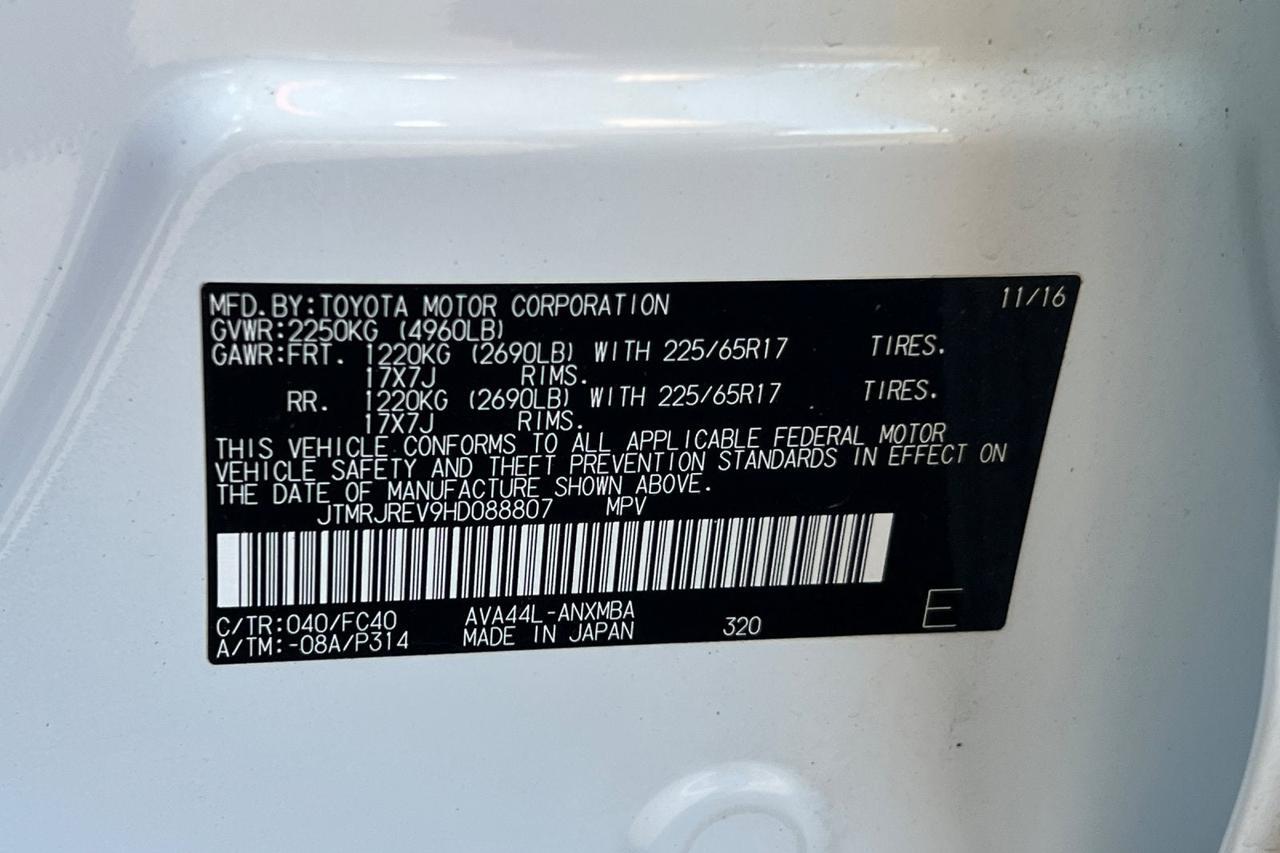 2017 Toyota RAV4 Hybrid XLE Roseville CA
