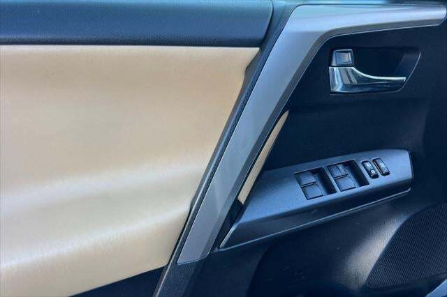 2017 Toyota RAV4 Hybrid XLE Roseville CA