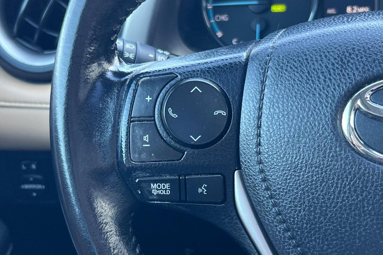 2017 Toyota RAV4 Hybrid XLE Roseville CA