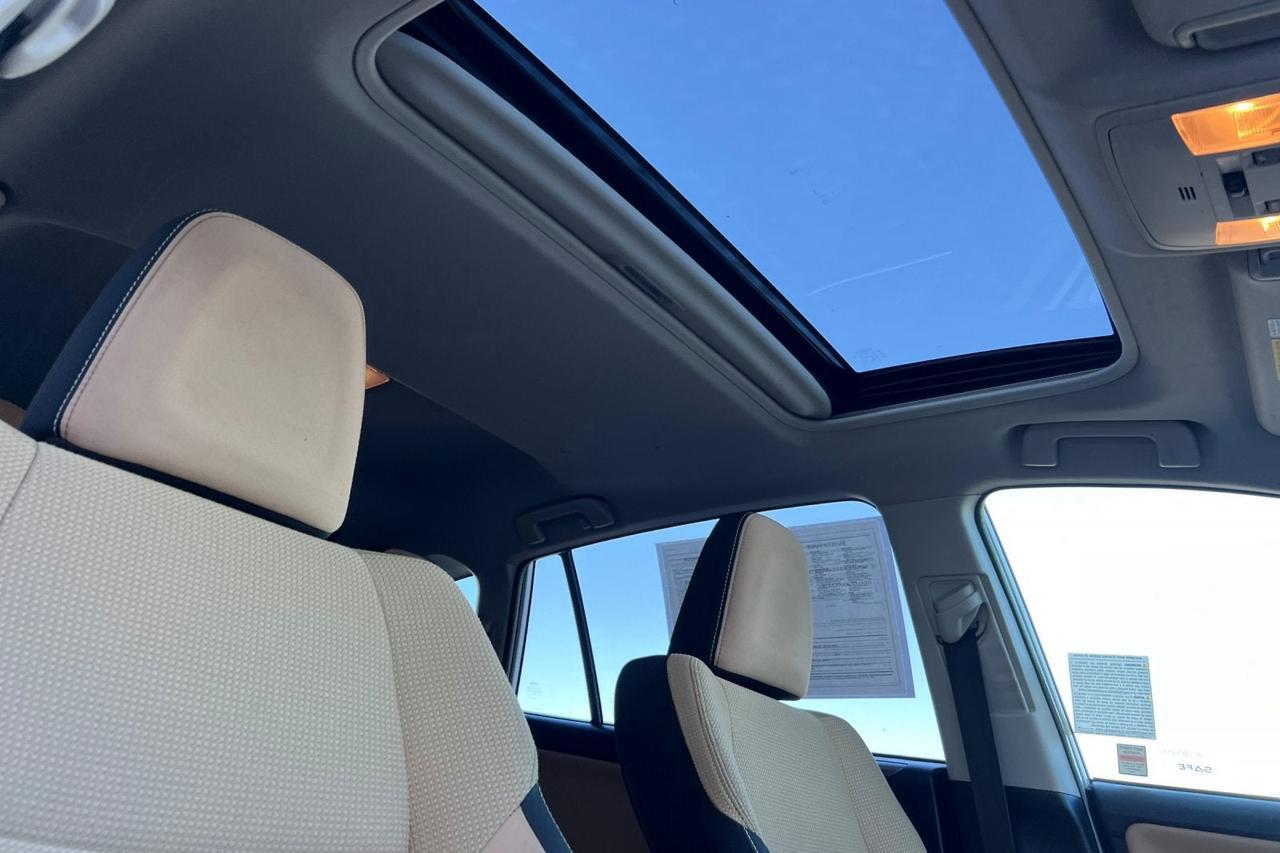2017 Toyota RAV4 Hybrid XLE Roseville CA