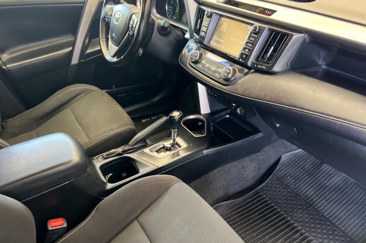 2017 Toyota RAV4 Hybrid XLE Roseville CA
