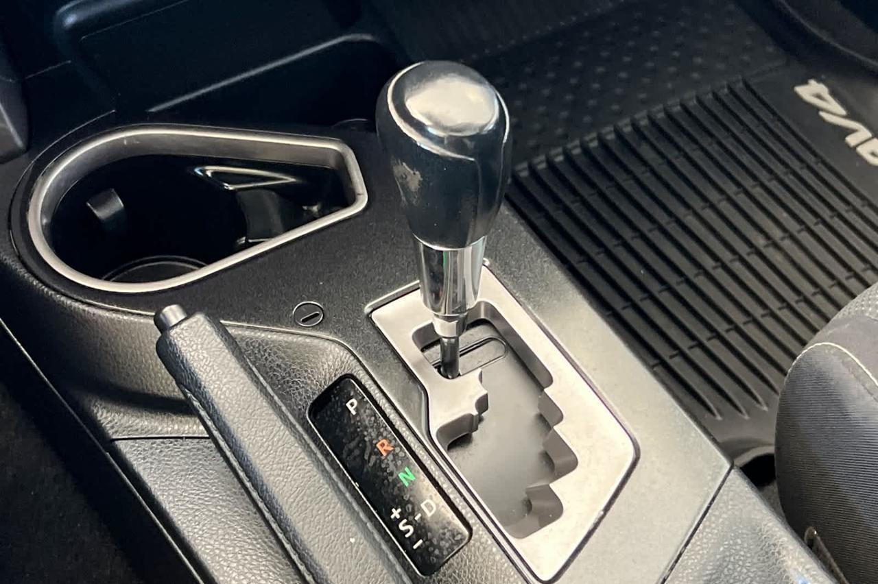 2017 Toyota RAV4 Hybrid XLE Roseville CA