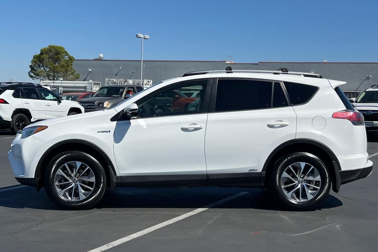 2017 Toyota RAV4 Hybrid XLE Roseville CA