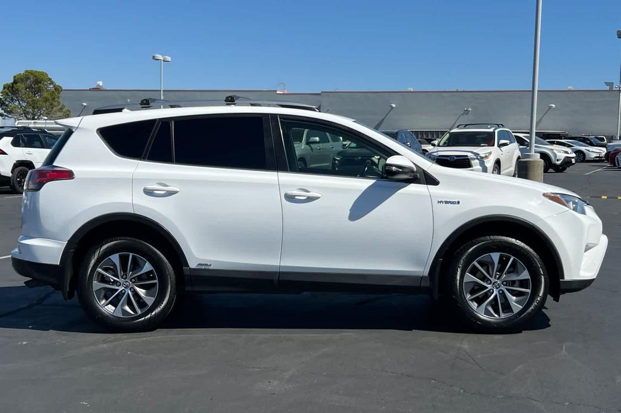 2017 Toyota RAV4 Hybrid XLE Roseville CA