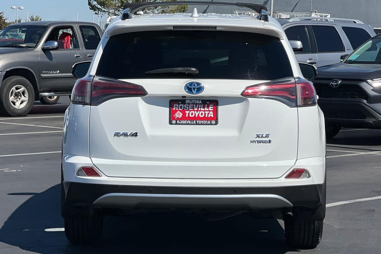 2017 Toyota RAV4 Hybrid XLE Roseville CA
