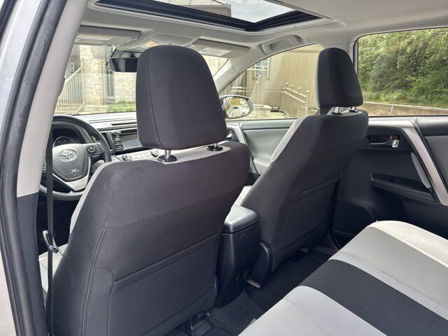 2017 Toyota RAV4 Hybrid XLE San Antonio TX