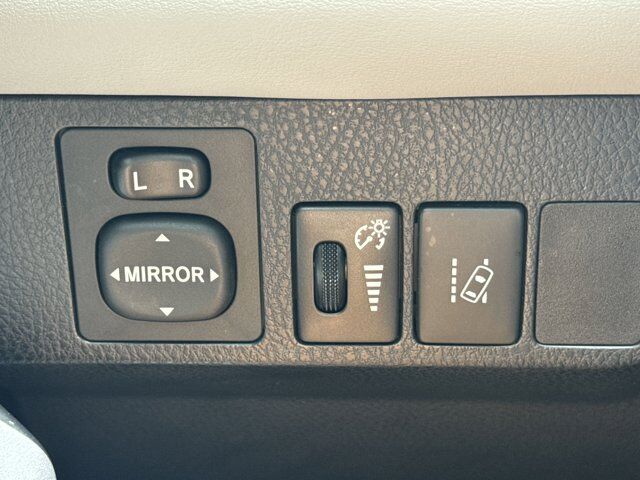 2017 Toyota RAV4 Hybrid XLE San Antonio TX