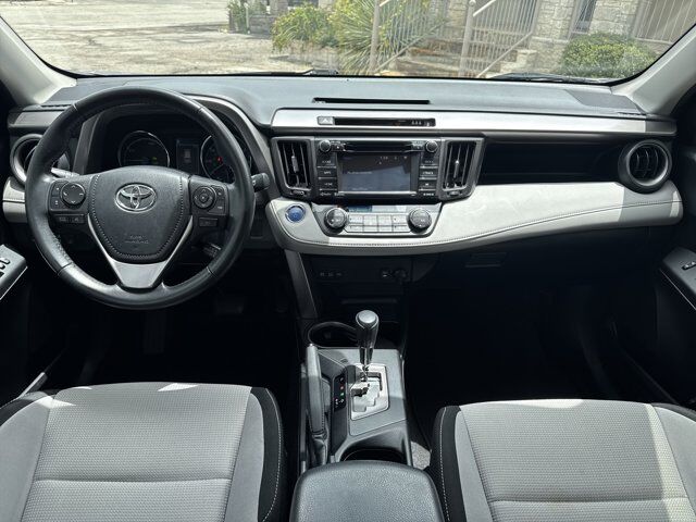 2017 Toyota RAV4 Hybrid XLE San Antonio TX