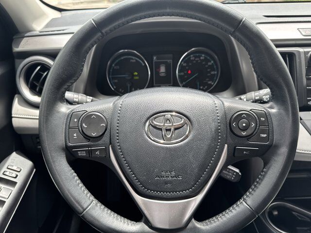 2017 Toyota RAV4 Hybrid XLE San Antonio TX