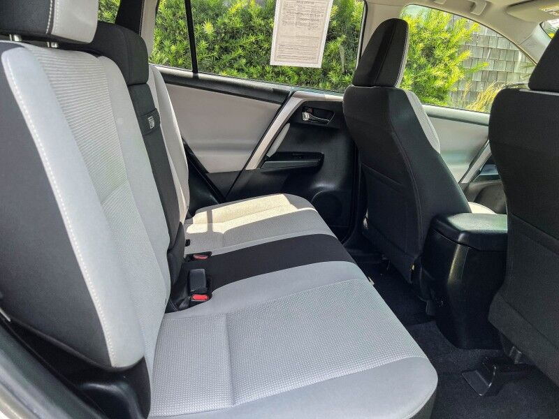 2017 Toyota RAV4 Hybrid XLE Wilmington NC