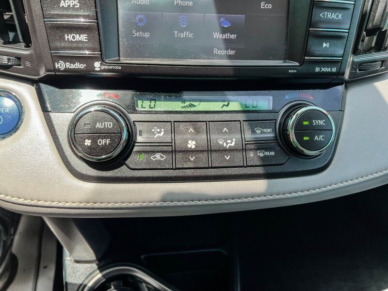 2017 Toyota RAV4 Hybrid XLE Wilmington NC
