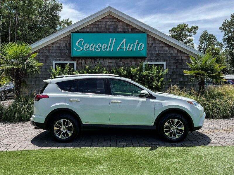 2017 Toyota RAV4 Hybrid XLE Wilmington NC