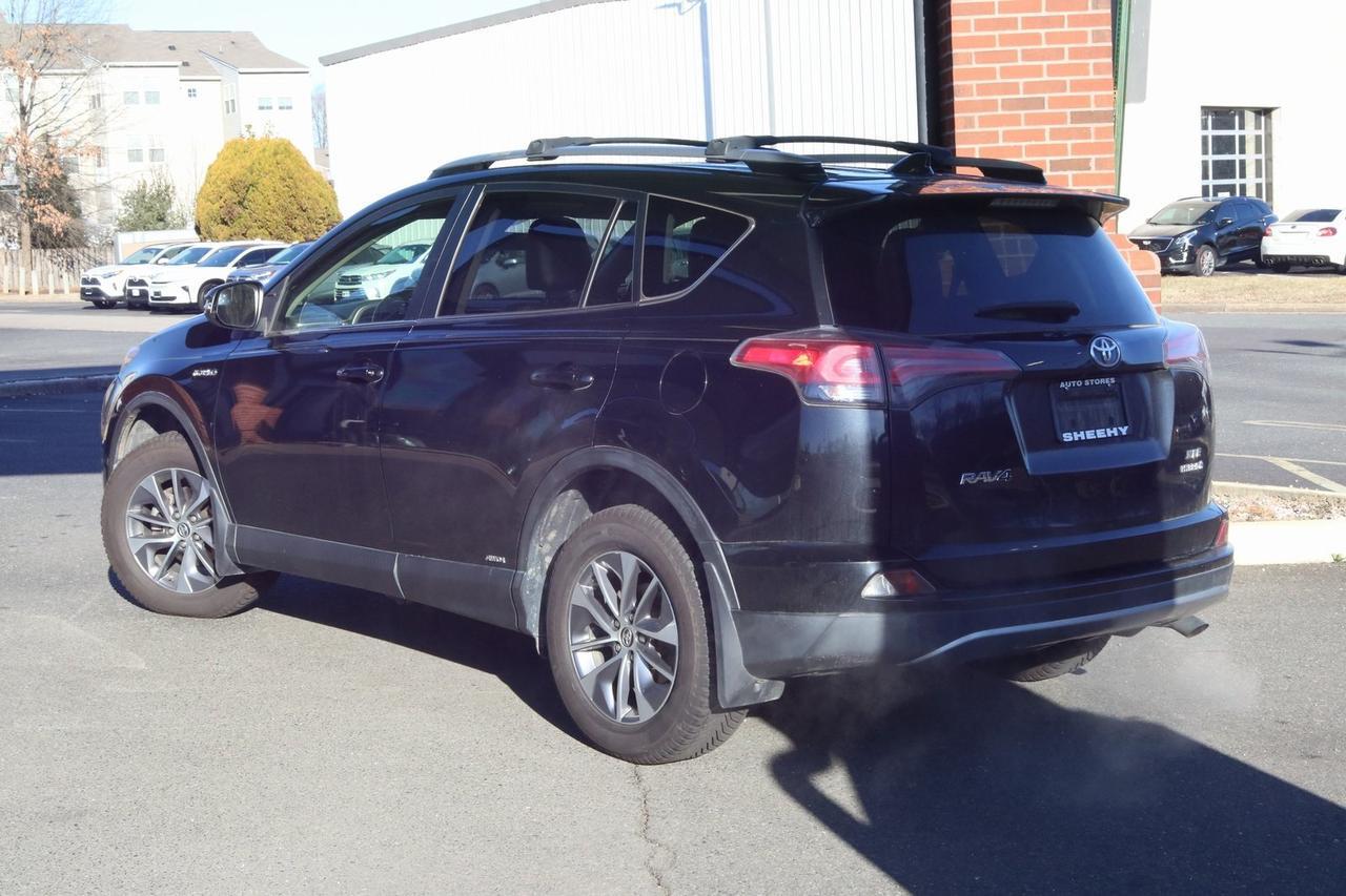 2017 Toyota RAV4 Hybrid XLE Fredericksburg VA
