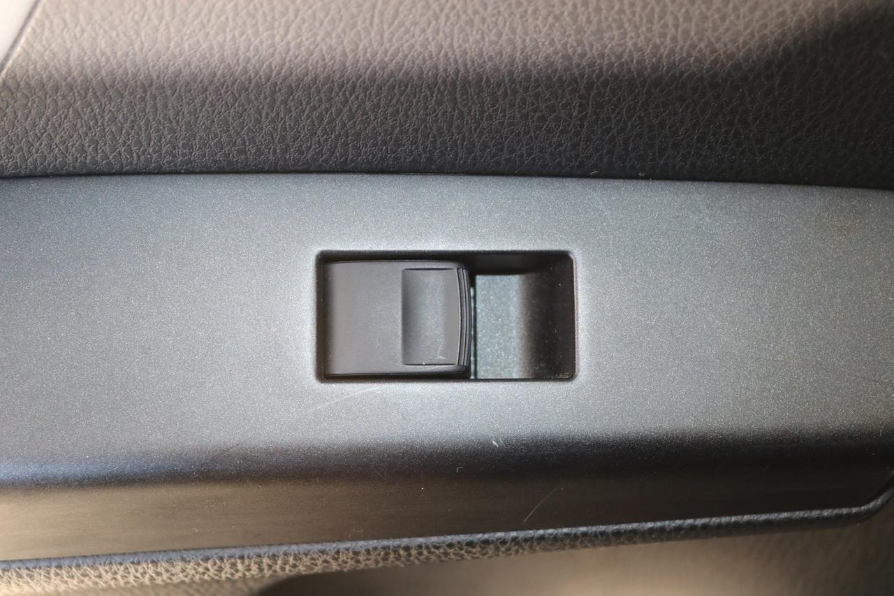 2017 Toyota RAV4 Hybrid XLE Fredericksburg VA