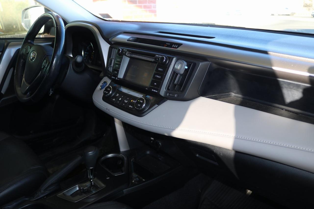 2017 Toyota RAV4 Hybrid XLE Fredericksburg VA