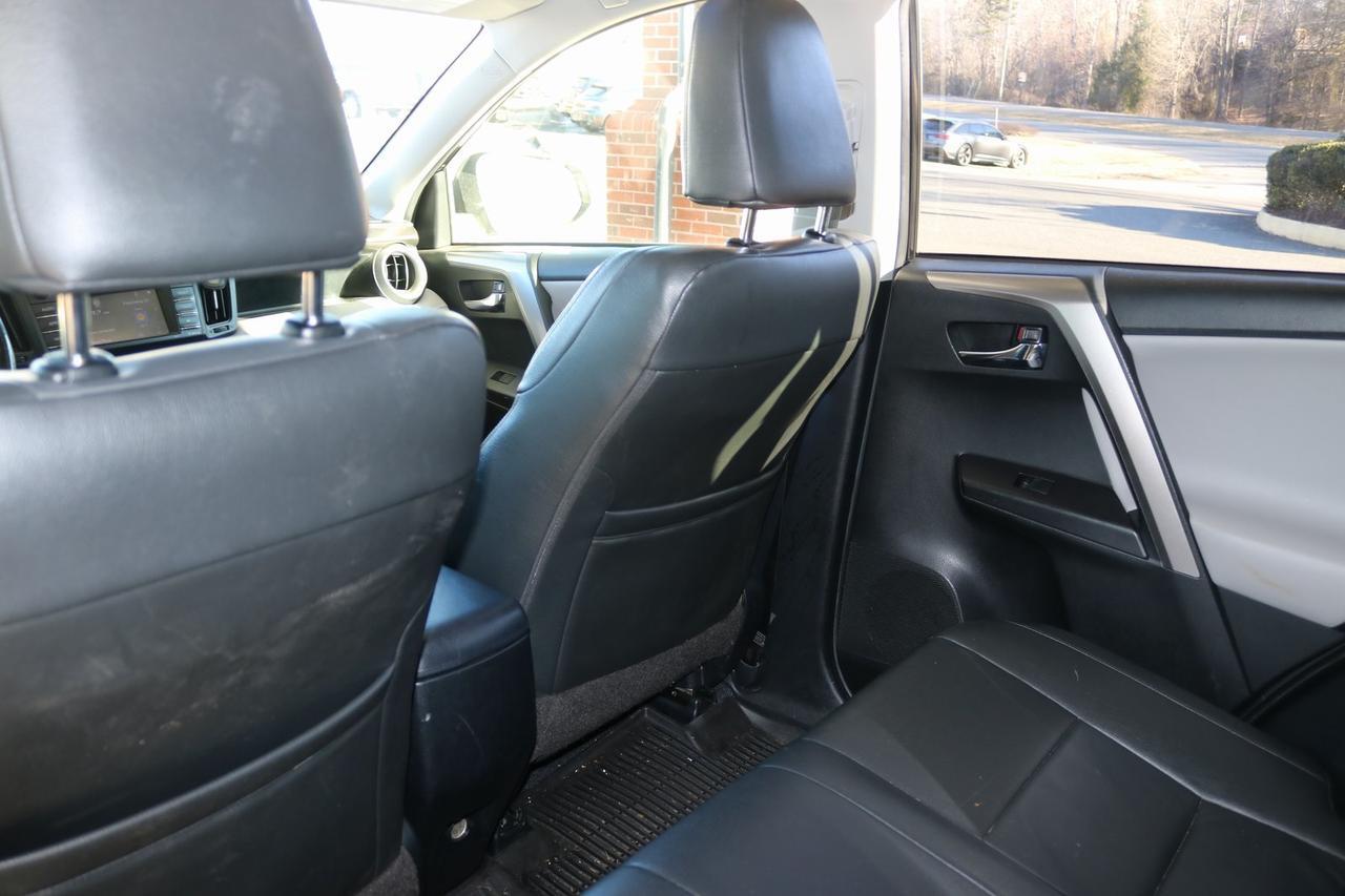 2017 Toyota RAV4 Hybrid XLE Fredericksburg VA