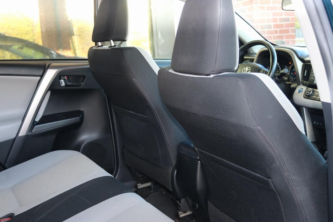 2017 Toyota RAV4 Hybrid XLE Fredericksburg VA