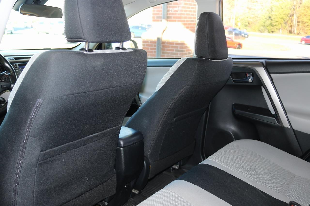 2017 Toyota RAV4 Hybrid XLE Fredericksburg VA