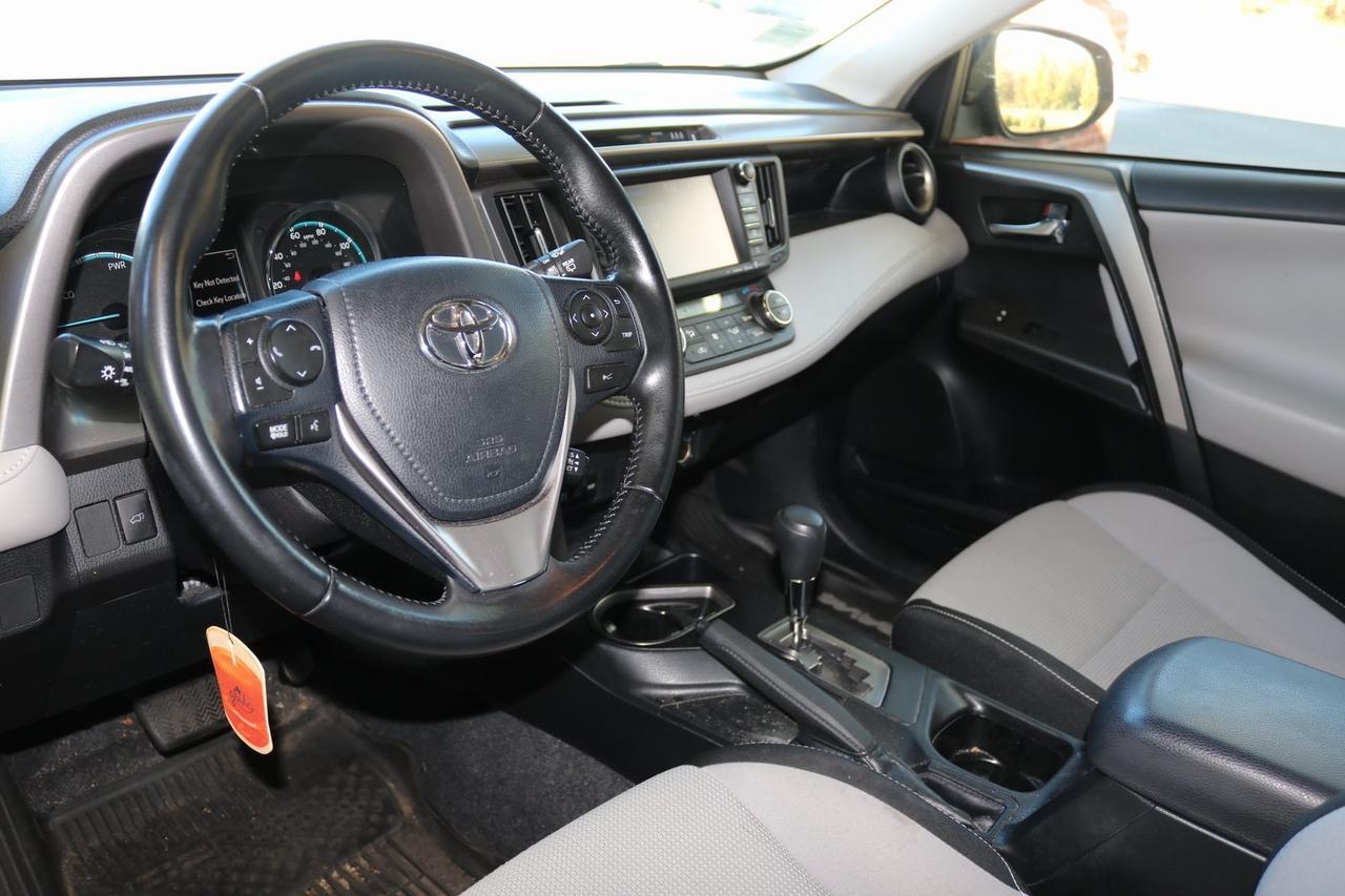 2017 Toyota RAV4 Hybrid XLE Fredericksburg VA