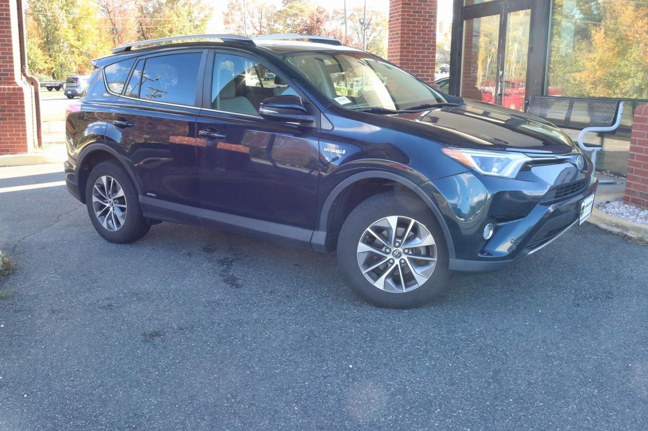 2017 Toyota RAV4 Hybrid XLE Fredericksburg VA