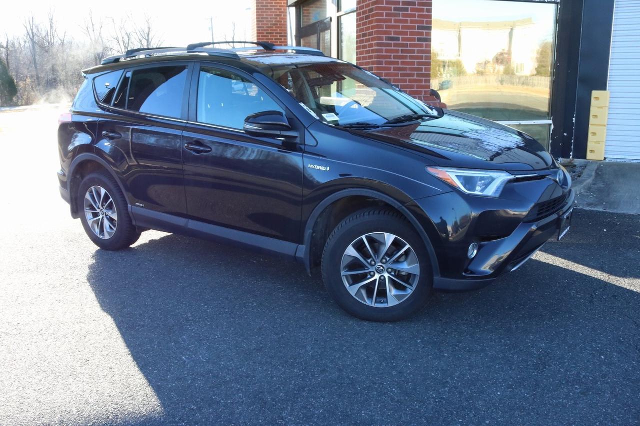 2017 Toyota RAV4 Hybrid XLE
