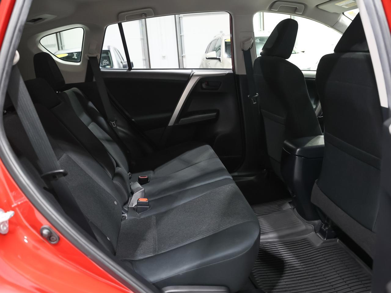 2017 Toyota RAV4 LE AWD Cranberry PA