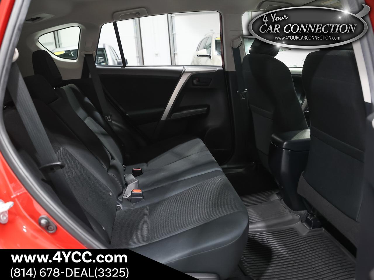 2017 Toyota RAV4 LE AWD Cranberry PA