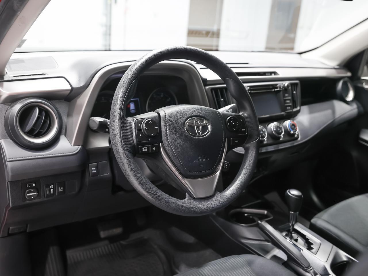 2017 Toyota RAV4 LE AWD Cranberry PA