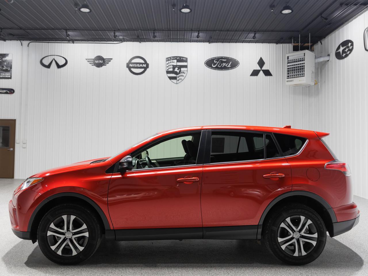 2017 Toyota RAV4 LE AWD Cranberry PA