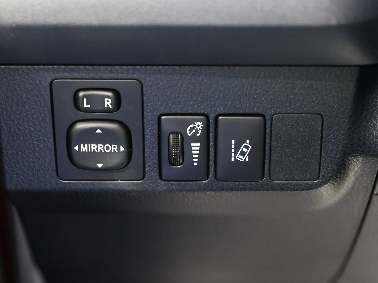 2017 Toyota RAV4 LE AWD Cranberry PA