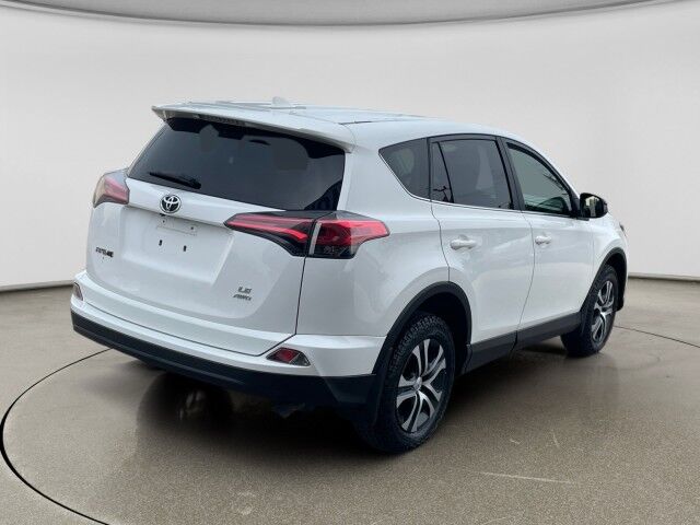 2017 Toyota RAV4 LE Cleveland OH