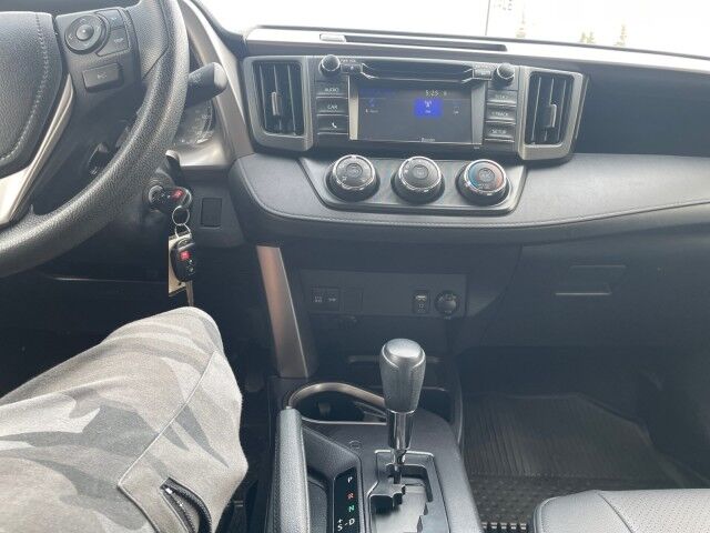 2017 Toyota RAV4 LE Cleveland OH