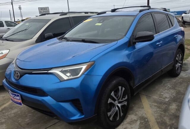 2017 Toyota RAV4 LE FWD