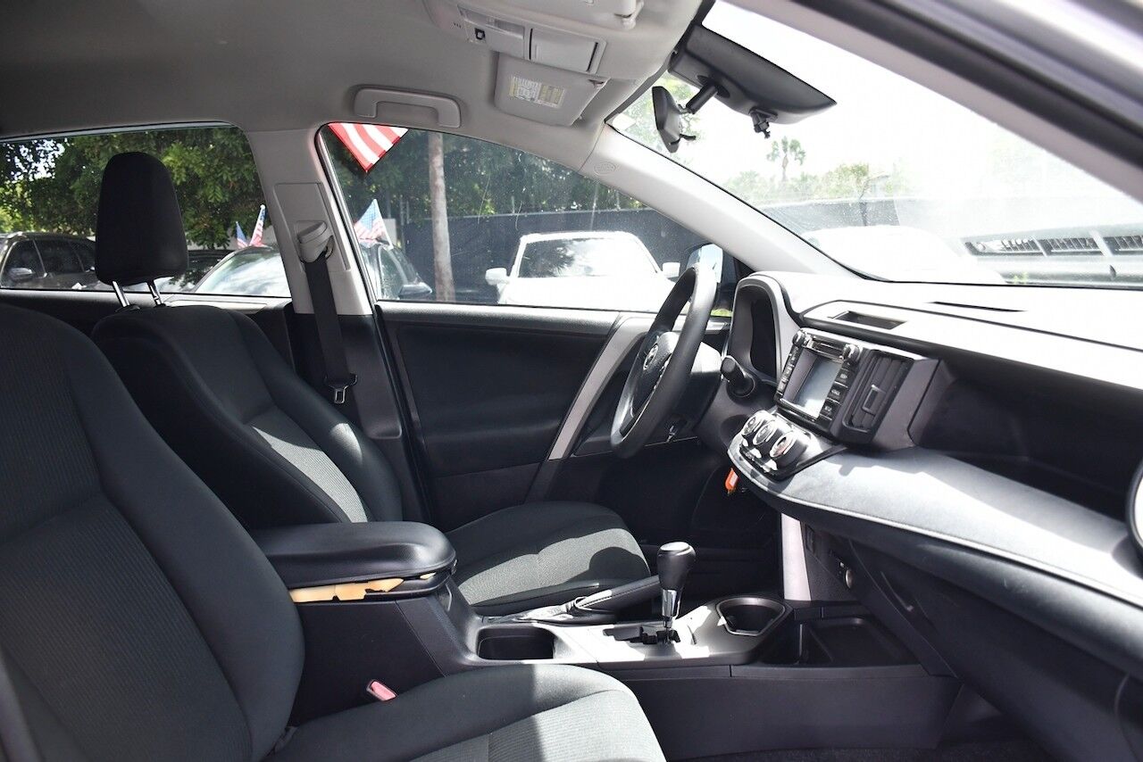 2017 Toyota RAV4 LE Doral FL