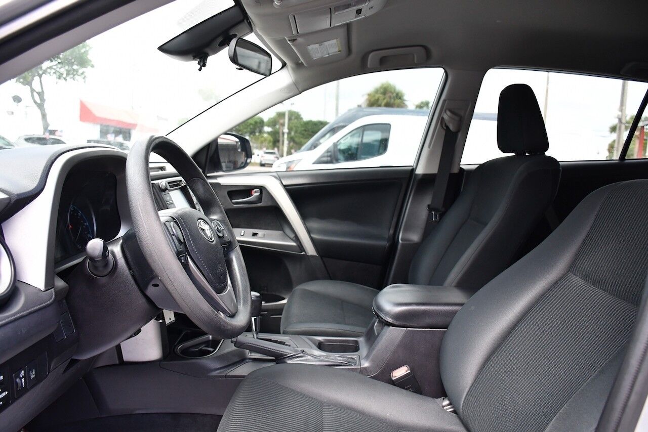 2017 Toyota RAV4 LE Doral FL