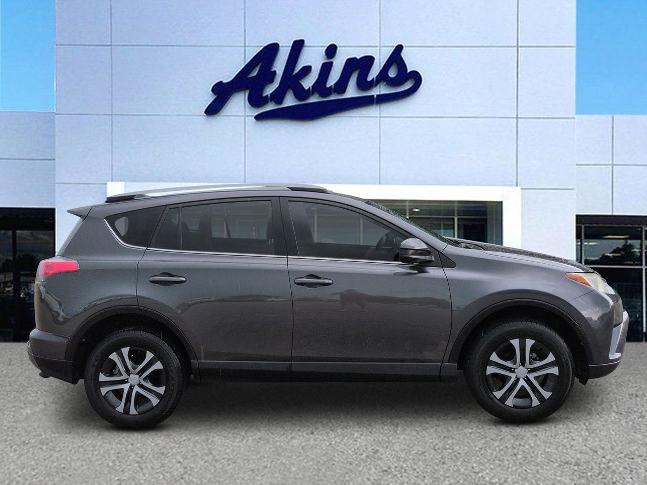 2017 Toyota RAV4 LE Appleton WI