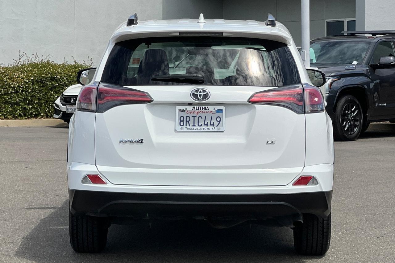2017 Toyota RAV4 LE Roseville CA