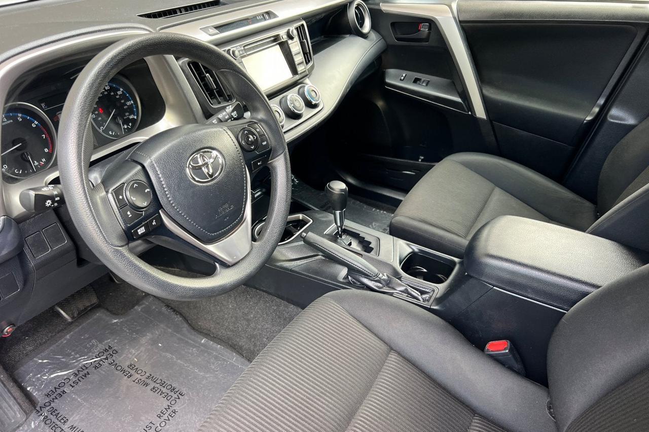 2017 Toyota RAV4 LE Roseville CA